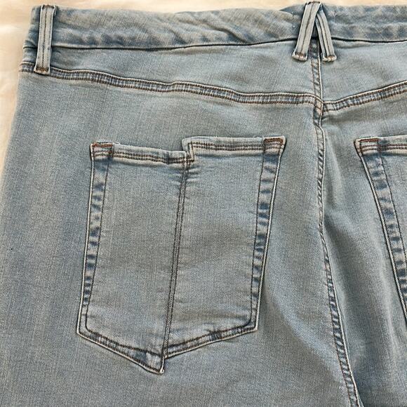 Good American Good Legs Crop Mini Boot Denim Jeans Indigo NEW Size 22 - Picture 12 of 16